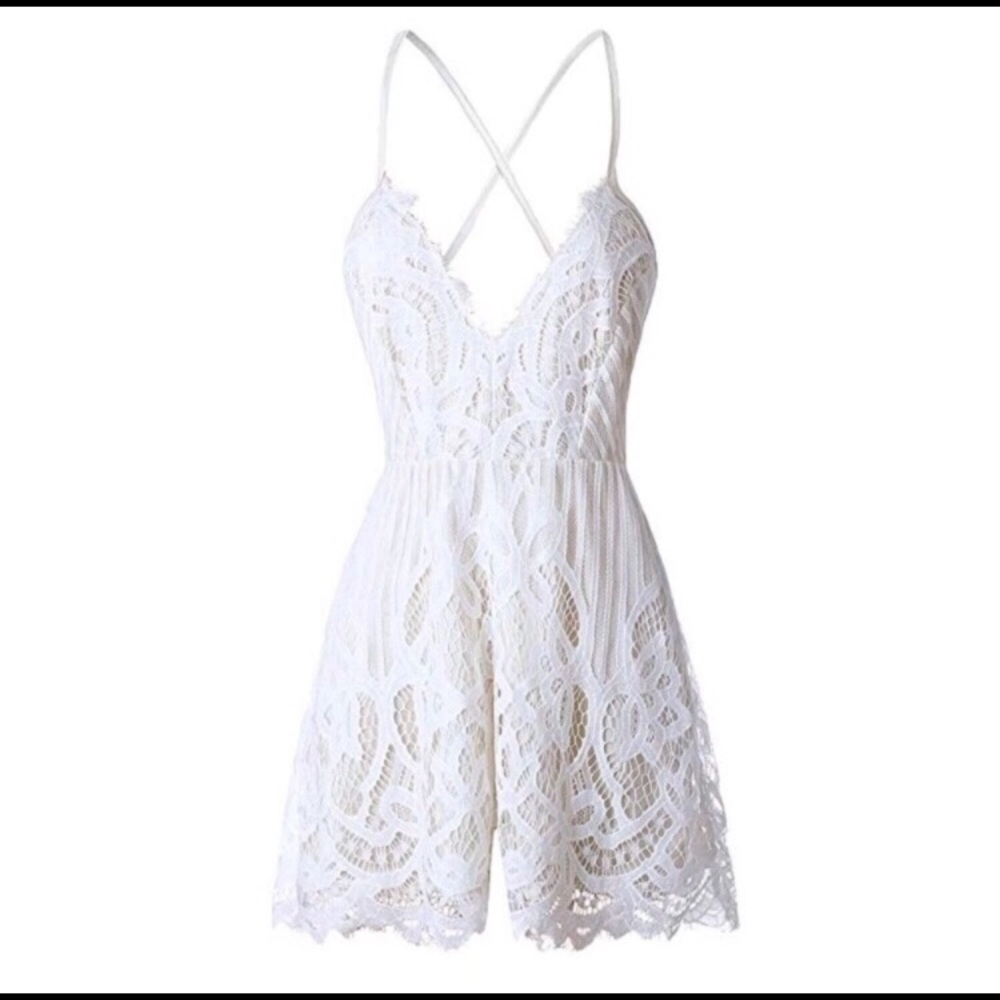 Off White Lace Spaghetti Strap Romper - Picture 2 of 4